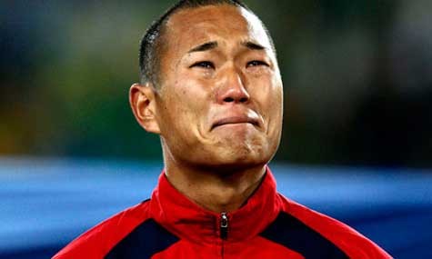 Tae-Se khóc trong lần đầu tiên quốc ca Triều Tiên được cất vang ở một kỳ World Cup