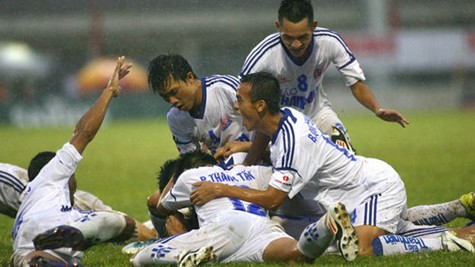 Niềm vui chiến thắng của các cầu thủ Ninh Thuận