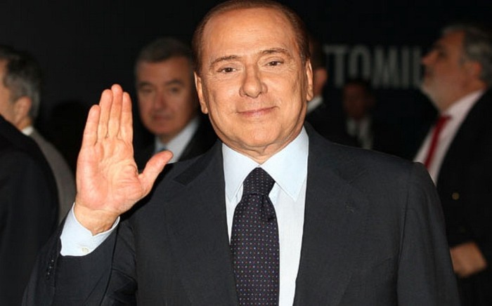 Người đàn ông 76 tuổi, người từng giữ chức Thủ tướng Italia, vừa cùng với 10 người khác bị đưa ra tòa vì có dính vào một kế hoạch mờ ám. Theo đó Berlusconi muốn mua các bộ phim được sản xuất tại Hoa Kỳ cho công ty của ông, Mediaset, thông qua một công ty ở quốc gia khác có mức thuế thấp hơn để tránh thuế trực tiếp từ chính phủ Italia.