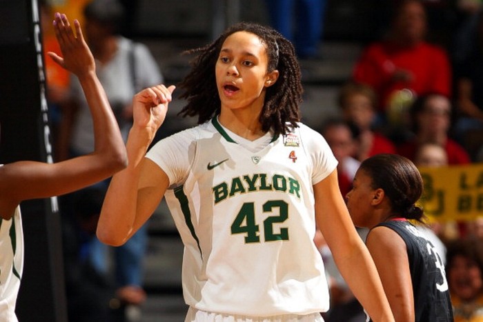 33. Brittney Griner – Bóng rổ nữ: Hiện tượng của bóng rổ nữ Hoa Kỳ, Griner đoạt chức vô địch NCAA cùng Baylor Bears sau khi đánh bại trường đại học Notre Dame. Cô đồng thời đoạt giải thưởng Cầu thủ xuất sắc nhất 2012.