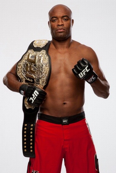 42. Anderson Silva – MMA: Võ sĩ này thống trị cả năm 2012 của làng MMA khi giữ đai vô địch UFC hạng trung trong cả 12 tháng với thành tích bất bại 6-0, tất cả đều là knock-out kỹ thuật. Silva trở thành người đầu tiên hạ knock-out được ngôi sao Stephan Bonnar.