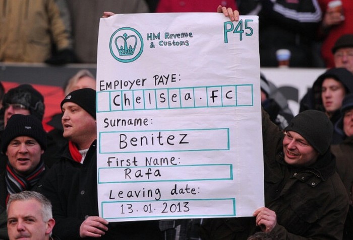 Fan Stoke giễu cợt Benitez với tờ hóa đơn của Cục thuế Hoàng gia: Chủ trả lương - Chelsea FC, Họ - Benitez, Tên - Rafael, Ngày sa thải - 13/1/2013