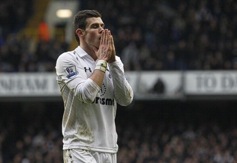 Gareth Bale ghi cú đúp để Tottenham đánh bại Newcastle.