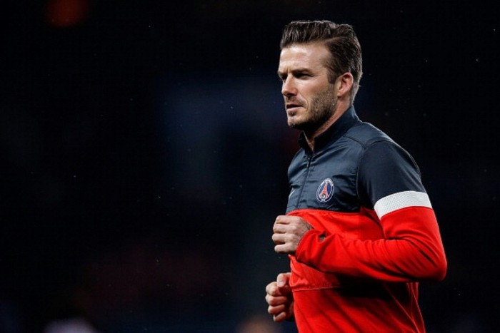 Tiền vệ phải – David Beckham (37): Chỉ với tài năng đá phạt của anh, Beckham vẫn đưa Los Angeles Galaxy tới 2 MLS Cup liên tiếp trước khi được Paris Saint-Germain mời về.