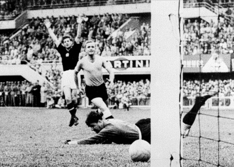 ĐT Hungary gần như bất bại trong giai đoạn 1952 - 1956, với trận thua duy nhất là chung kết World Cup 1954