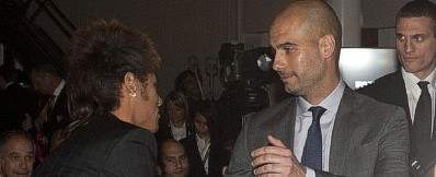 Pep Guardiola gặp Neymar vào năm 2011 khi Barcelona và Santos dự Club World Cup