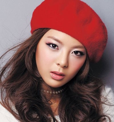 Phong cách trang điểm của cựu hoa hậu Hàn Quốc Park Shi Yeon. Xem thêm: Cận cảnh: Sao Hàn "thăng hạng nhan sắc" nhờ trang điểm và phẫu thuật