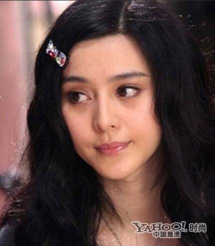 Năm nay Phạm Băng Băng cũng đã 31 tuổi, so với nhiều người đẹp cùng tuổi thì dương như cô già hơn rất nhiều.