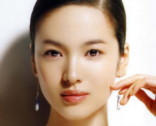 Song Hye Kyo, gương mặt mộc tiêu chuẩn của Hàn Quốc, là vẻ đẹp mà ai cũng ao ước.