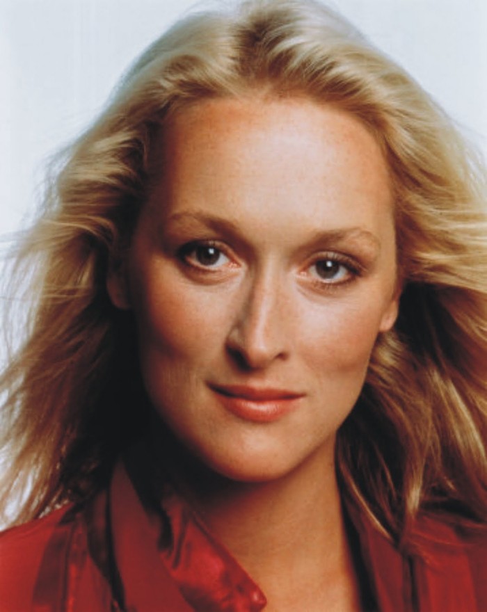 Ở độ tuổi 30, Meryl Streep ngày càng nổi danh tại kinh đô điện ảnh, các vai diễn đến với bà nhiều tới mức, đã có lúc Meryl muốn "đóng cửa nhà" trong một tuần. Hình tượng người phụ nữ ngọt ngào của Meryl trở thành "người phụ nữ trong mơ" của hàng triệu đấng mày râu.