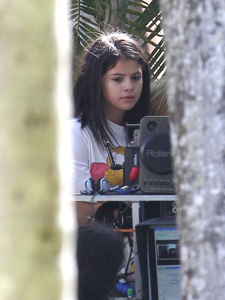 Selena Gomez trông vẫn xinh xắn dù không cần tới son phấn trên mặt. Xem thêm: Điểm danh những chiếc "cằm mới" của Sao Việt.