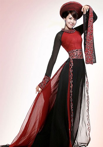 Soo Young có vòng eo và cách tạo dáng rất giống Hoa hậu Thùy Lâm. (Ảnh: 24h) Xem thêm: Bộ sưu tập váy xinh chào hè 2012.
