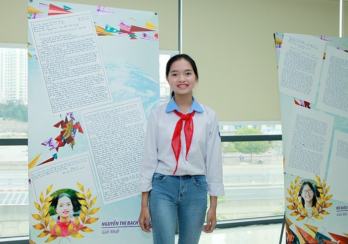Vượt qua nhiều học sinh khắp thế giới, bức thư mượn hình ảnh ông già Noel của Nguyễn Thị Bạch Dương xuất sắc đoạt huy chương đồng. (Ảnh: CTV)