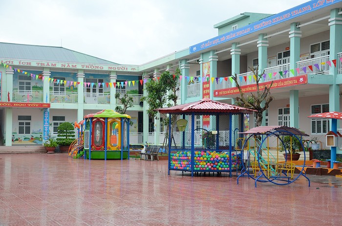 Trường Mầm non thị trấn Trới, huyện Hoành Bồ (Quảng Ninh) được công nhận trường đạt chuẩn quốc gia (Ảnh: CTV)