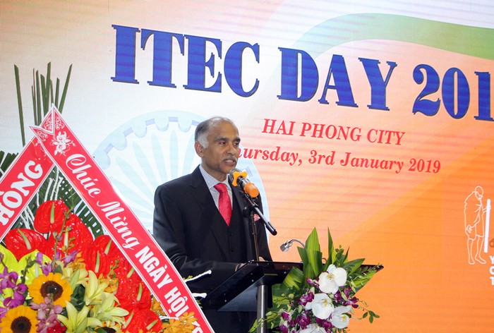 Ngài Parvathaneni Harish, Đại sứ Ấn Độ tại Việt Nam phát biểu tại ngày hội (Ảnh: Lã Tiến)