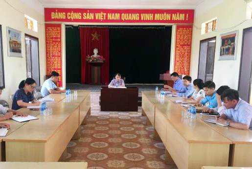 Ông Vũ Tuấn, Chủ tịch Ủy ban nhân dân phường Tràng Cát chủ trì hội nghị giao ban của phường (Ảnh: haiphong.gov.vn)