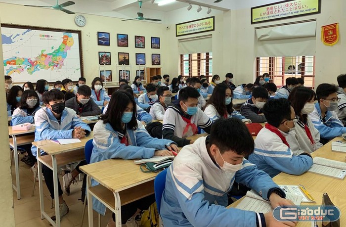 Một lớp học của Trường Trung học cơ sở Chu Văn An (quận Ngô Quyền) chỉ có 1 học sinh nghỉ học (Ảnh: BT)