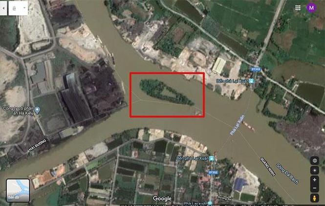 Khu vực phát hiện bãi cọc gỗ dưới đáy ao nhà ông Đào Văn Đến (xã Lại Xuân, huyện Thủy Nguyên, Hải Phòng) (Ảnh: CTV)