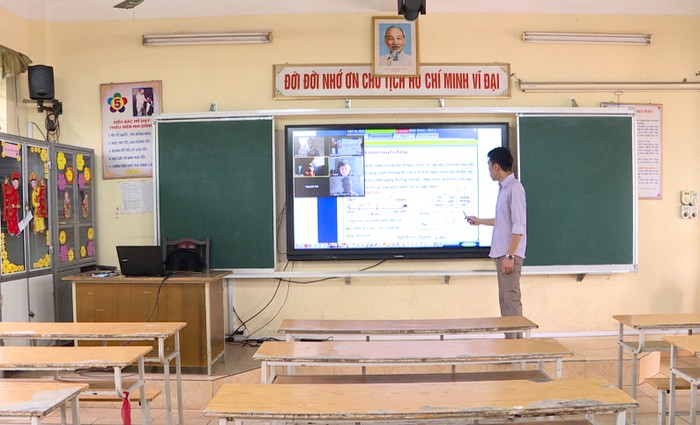 Quảng Ninh là một trong 5 tỉnh, thành trong cả nước thực hiện việc dạy thí điểm qua mạng do Bộ Giáo dục và Đào tạo chỉ đạo (Ảnh: CTV)