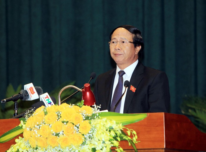 Ông Lê Văn Thành, Bí thư Thành ủy, Chủ tịch Hội đồng nhân dân thành phố Hải Phòng phát biểu tại kỳ họp (ảnh: CTV)