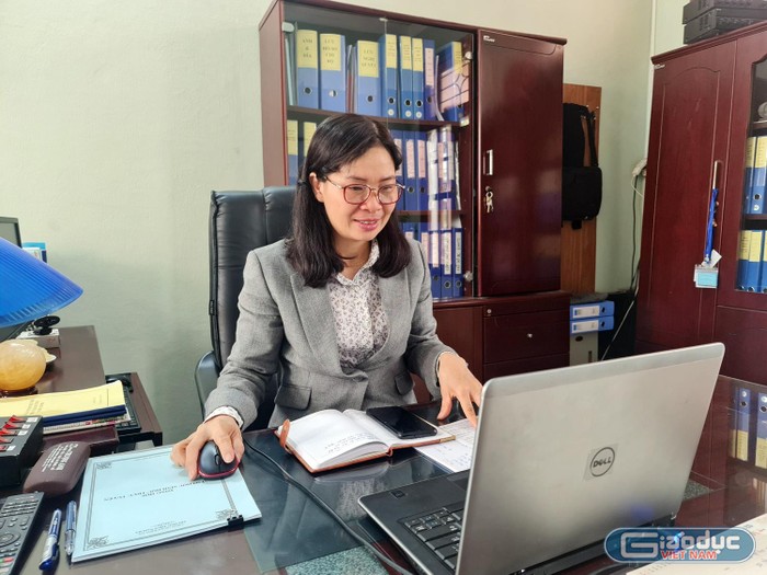 Việc dạy học trực tuyến tại Trường Trung học cơ sở Nam Hà (quận Kiến An) được nhà trường lên kế hoạch cụ thể, triển khai ngay sau khi có chỉ đạo của Sở Giáo dục và Đào tạo (Ảnh: Lã Tiến)