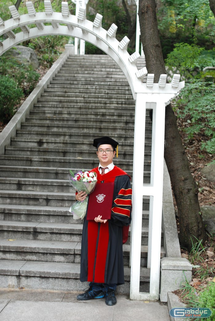 Giáo sư Lê Anh Tuấn đã dành hơn 20 năm giảng dạy, nghiên cứu khoa học và cống hiến cho sự phát triển của Trường Đại học Hàng hải Việt Nam (Ảnh: NVCC)