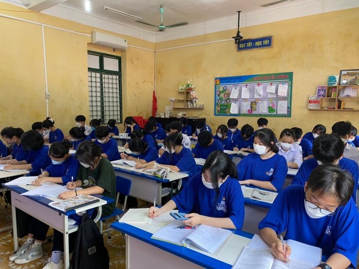 Học sinh Trường Trung học cơ sở Trần Hưng Đạo tích cực ôn luyện, chuẩn bị cho kỳ thi tuyển sinh lớp 10 năm học 2022-2023. (Ảnh: CTV)