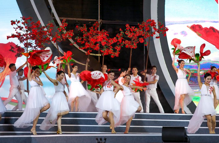 Lễ hội Hoa Phượng Đỏ - Hải Phòng 2022 được tổ chức gắn với kỷ niệm 67 năm Ngày giải phóng Hải Phòng (13/5/1955 - 13/5/2022) (Ảnh: CTV)