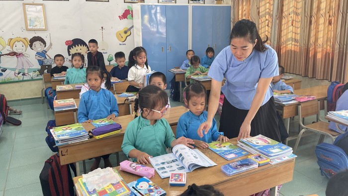 Tỉnh Quảng Ninh nêu rõ những thuận lợi, khó khăn trong lựa chọn sách giáo khoa (Ảnh: Lan Anh)