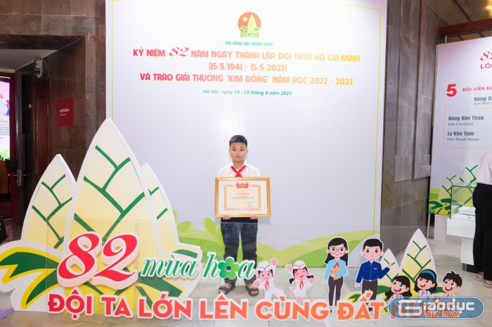 Vũ Minh Vũ là một trong 2 cán bộ chỉ huy Đội của tỉnh Hải Dương giành giải thưởng Kim Đồng năm học 2022-2023 (Ảnh: NVCC)