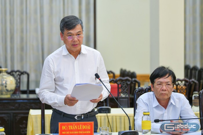 Ông Trần Lê Đoài - Phó chủ tịch Ủy ban nhân dân tỉnh Nam Định phát biểu tại hội nghị (Ảnh: Lã Tiến)
