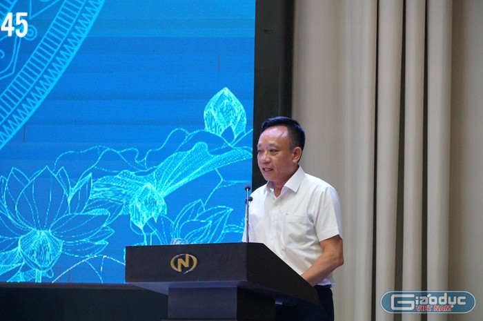 Phó Giáo sư, Tiến sĩ Phạm Xuân Dương chia sẻ tại hội nghị (Ảnh: Lã Tiến)