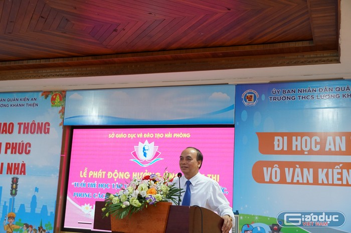 Ông Đỗ Văn Lợi – Phó giám đốc Sở Giáo dục và Đào tạo Hải Phòng phát biểu tại chuyên đề (Ảnh: Lã Tiến)
