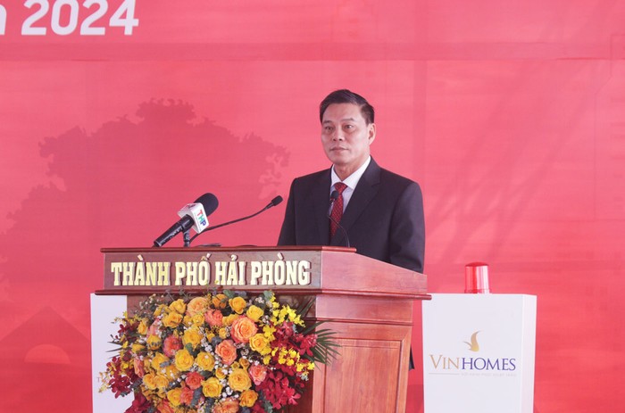 Ông Nguyễn Văn Tùng - Chủ tịch Ủy ban nhân dân thành phố Hải Phòng phát biểu tại lễ khởi công (Ảnh: HT)