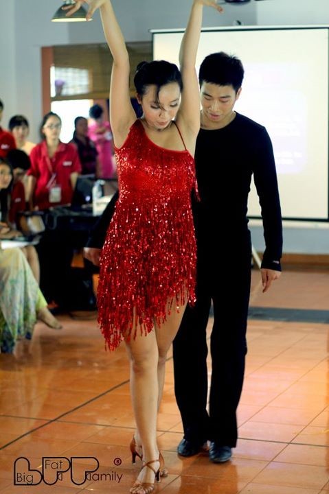 Nhảy không phải là sở trường của Thùy Anh nhưng cô đạt được nhiều giải cao trong cuộc thi nhảy ở trường, thành phố