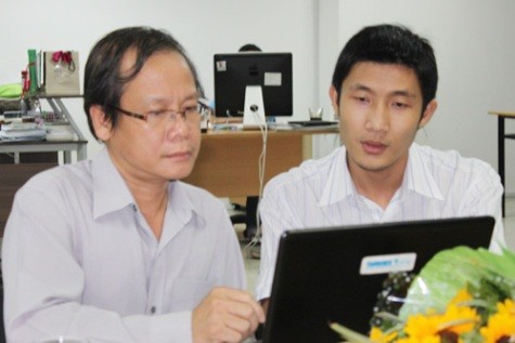 Ths Lê Quang Phú - Trưởng khoa Đào tạo & KHCN, HV Bưu chính Viễn thông(trái) (nguồn internet).