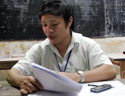 hầy Đỗ Việt Khoa là người tố cáo nhiều sai phạm tại Trường THPT Phú Xuyên A năm 2006
