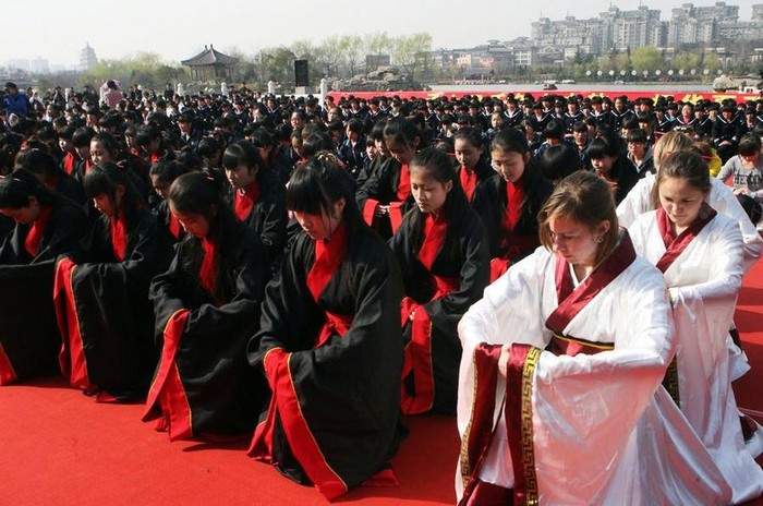 Lễ Thượng Tịch cổ truyền của Trung Quốc còn có tên gọi là “Nữ nhi tiết” hay “Tết nữ nhi” có từ đời Đường, trở thành một trong 3 lễ tiết quan trọng nhất trong năm sau Tết âm lịch và Tết Trung Thu.