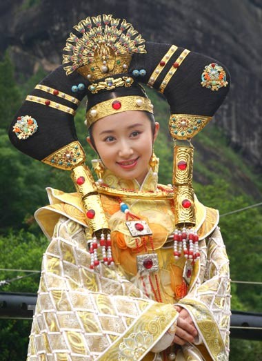 Kiến Ninh công chúa của Thư Sướng trong Lộc Đỉnh Ký do CTV sản xuất 2006.