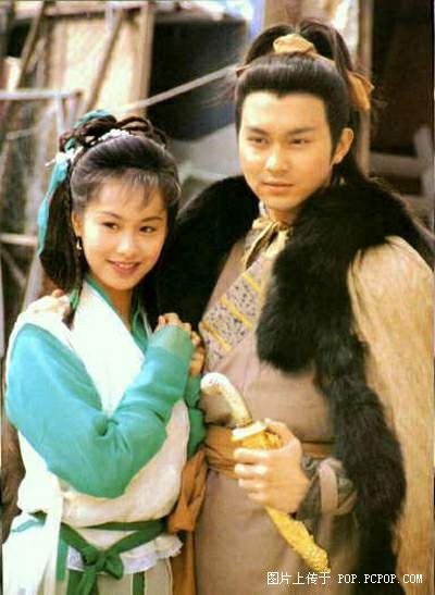 Quách Tĩnh (Nguyên Trước) – Hoàng Dung ( Chu Ân), phiên bản Anh Hùng Xạ Điêu do TVB sản xuất năm 1994.
