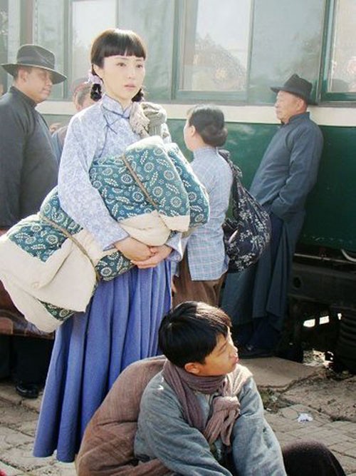 Nữ diễn viên Đổng Tuyền vẫn toát lên vẻ đẹp thánh thiện và trong sáng.