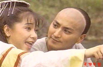 Trần Gia Lạc và Hương Hương công chúa do Hà Gia Kính và Phó Quyên thể hiện trong phim Thư Kiếm Ân Cừu Lạc, phiên bản 1991 do Đài Loan sản xuất.