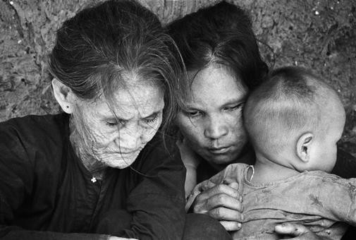 Những nông dân vô tội tại Quảng Ngãi, 1967.