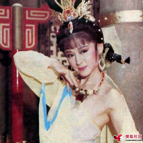 Phan Nghinh Tử thể hiện nhân vật Điêu Thuyền trong phim Điêu Thuyền, sản xuất năm 1988. Có lẽ khán giả ấn tượng với tạo hình Võ Tắc Thiên của Phan Nghinh Tử hơn là Điêu Thuyền.