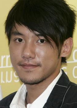 Nam diễn viên TVB Trương Dĩnh Khang.