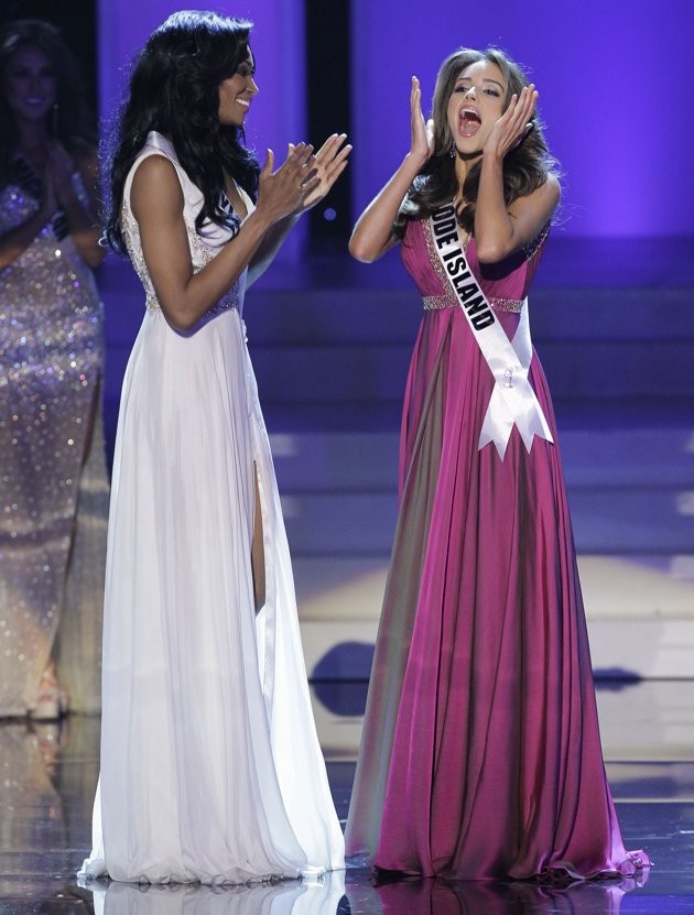 Giây phút quyết công bố Olivia Culpo là Hoa hậu Mỹ 2012.
