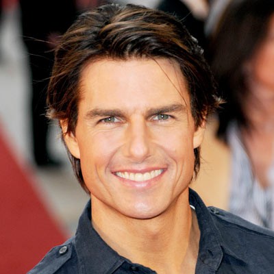 Năm 2010, Tom Cruise tham dự buổi công chiếu bộ phim “Knight and Day” tại London với mái tóc để xõa dài.