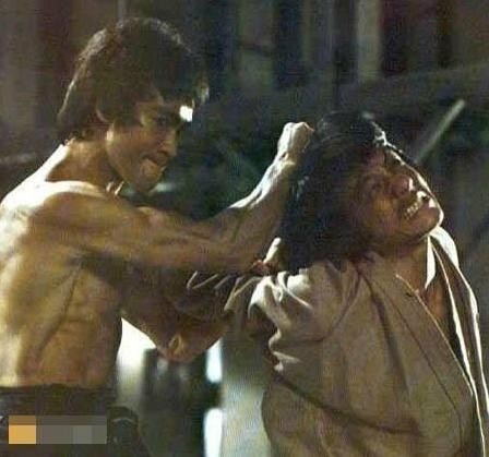 Lý Tiểu Long và Thành Long trong phim Bruce Lee and I (1975).