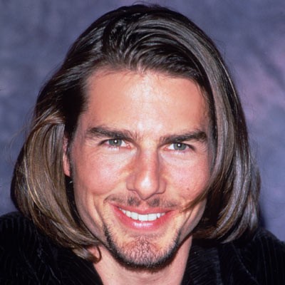 Tom Cruise của 1994 đã bắt đầu để râu thể hiện sự nam tính của nam tài tử điển trai khi tham gia bộ phim “Interview with the Vampire”.