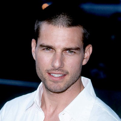 Tom Cruise của năm 2001 lừng lẫy với phim bom tấn “Minority Report” và sau đó là phim “The Others”.